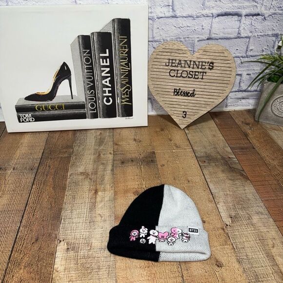 BT21 Black & White Split Beanie - Picture 7 of 7